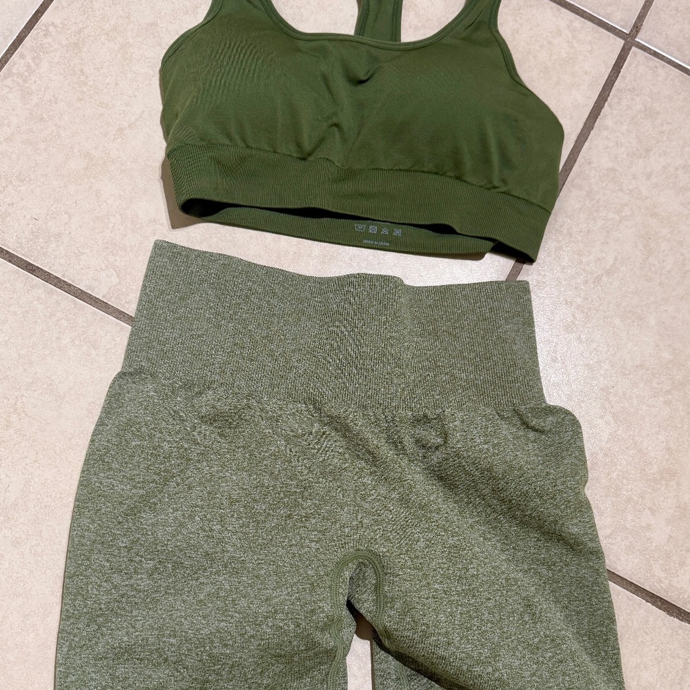NVGTN Green Small Women's Active Wear Set